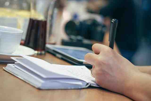 Qu'est-ce qu'une contrainte dans un cahier des charges ?